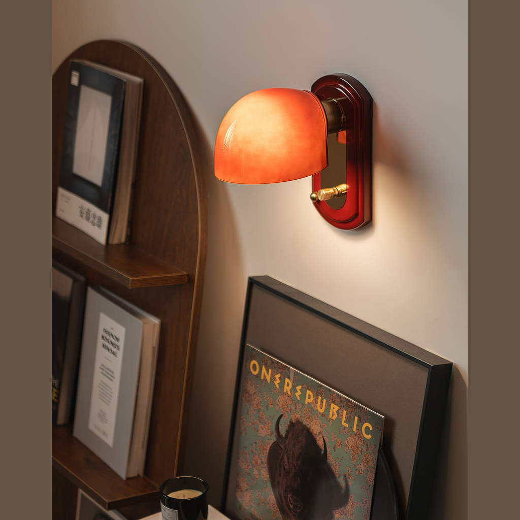 Honerow Wall Light