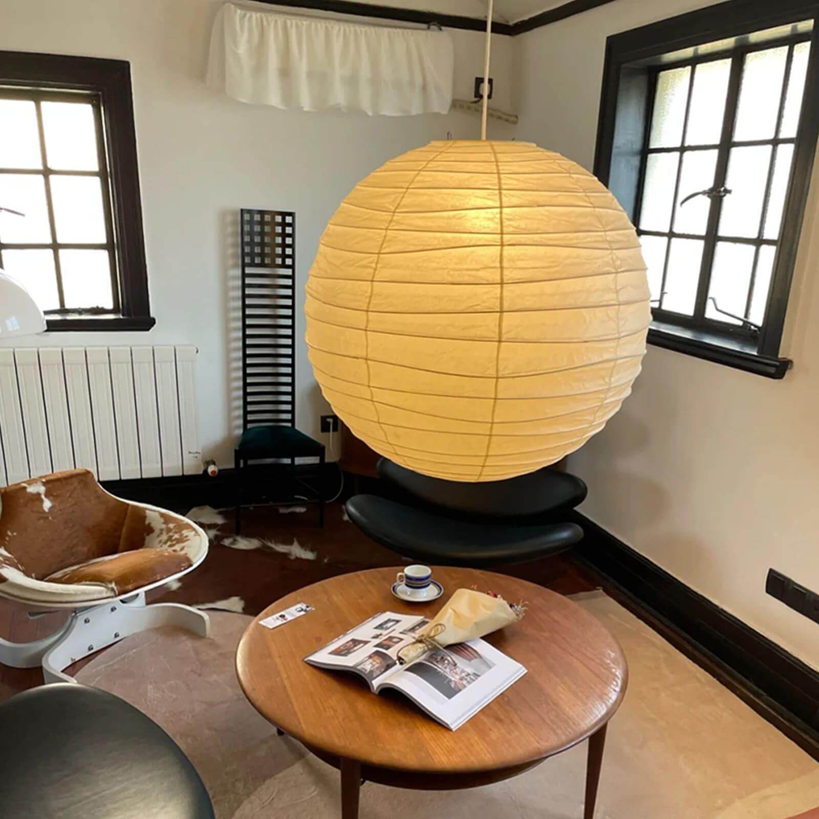 Avelero Lantern Pendant Light