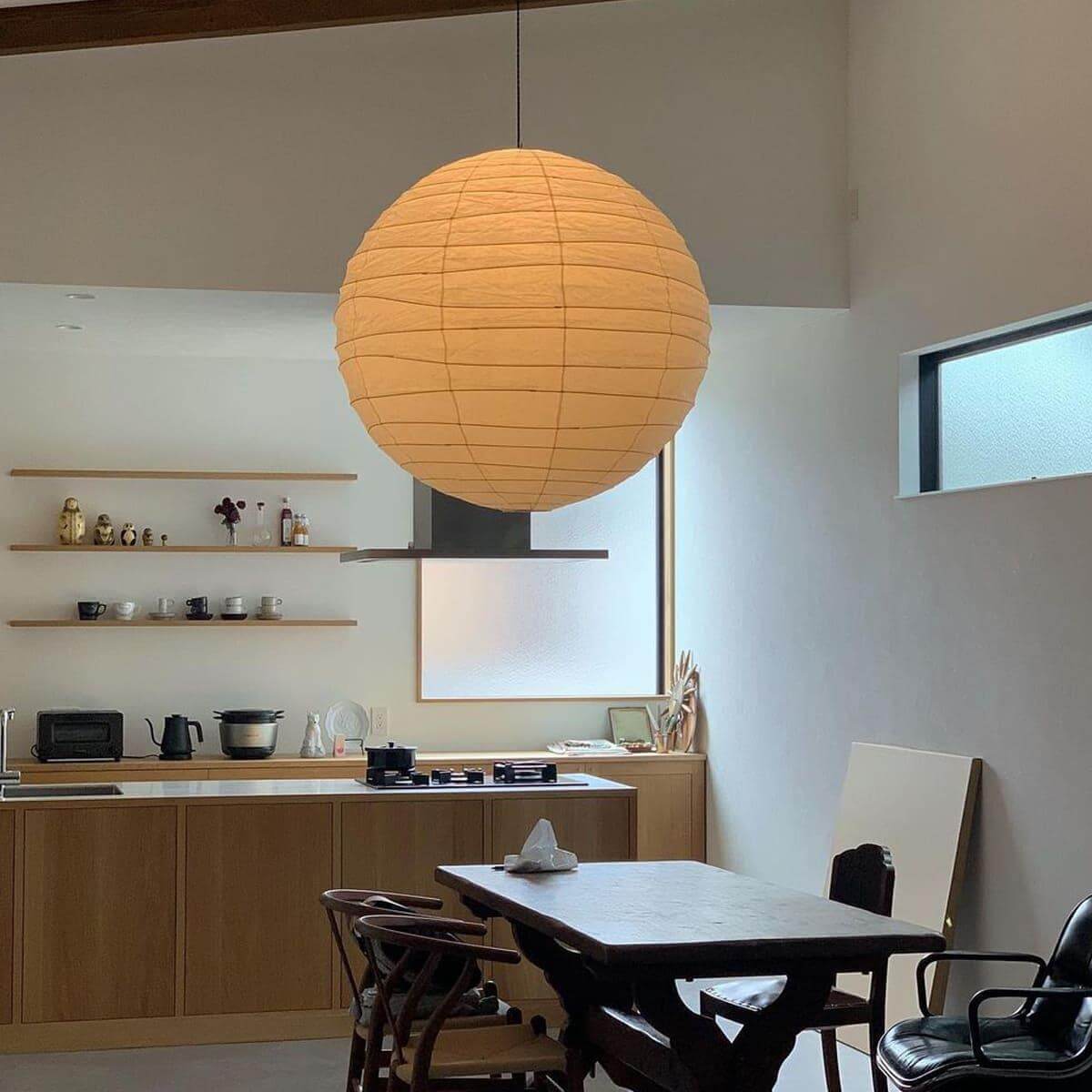 Avelero Lantern Pendant Light