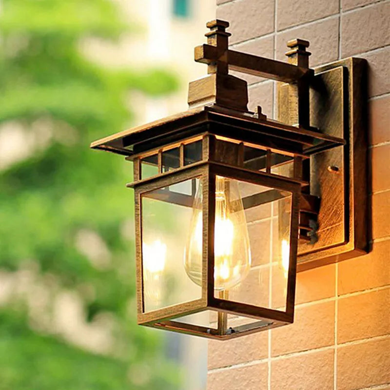 Kwadris Outdoor Lantern Wall Light