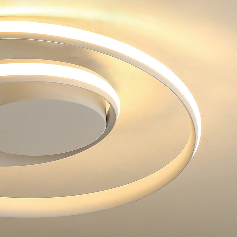 Mervor Ceiling Light