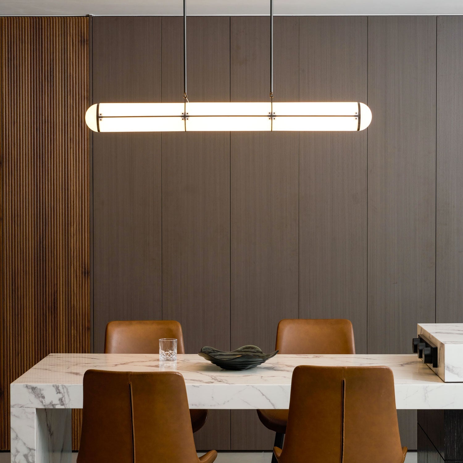 Avolezo Linear Pendant Light