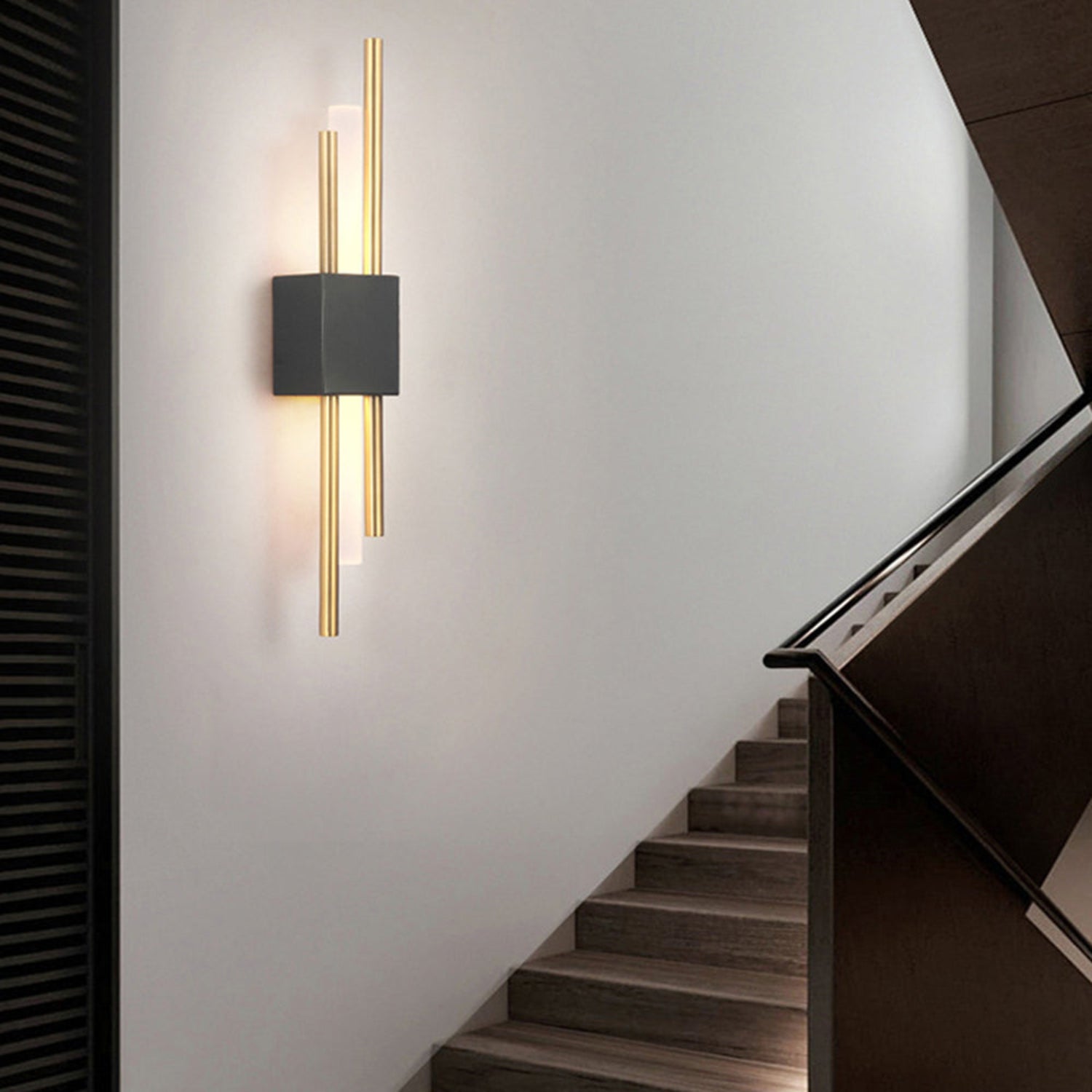 Serone Wall Light