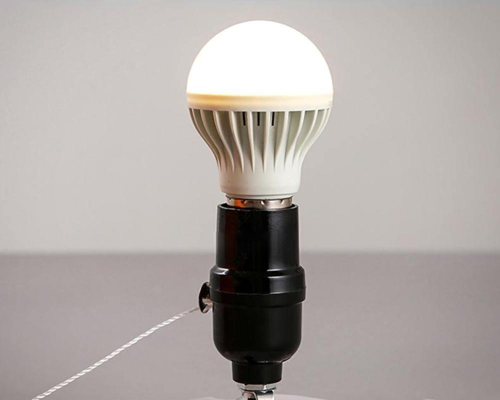 Pusanora Balloon Wall Light