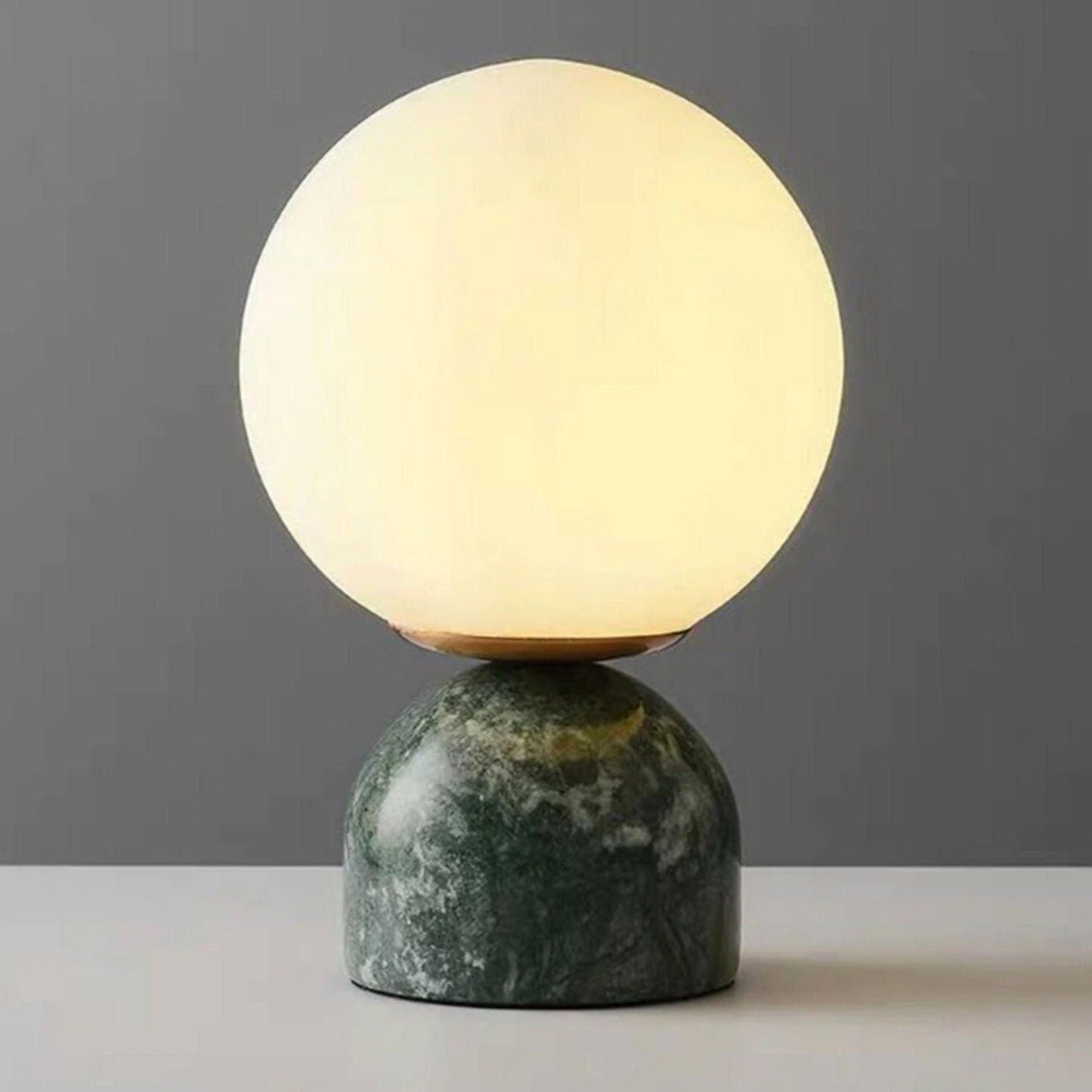 Belselia Globe Table Lamp