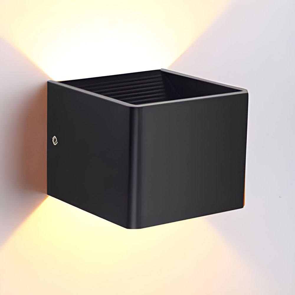 Kentra Wall Light