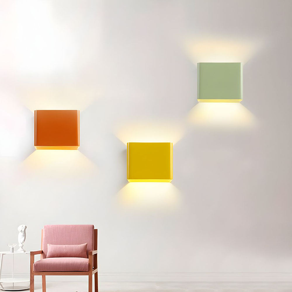 Kentra Wall Light