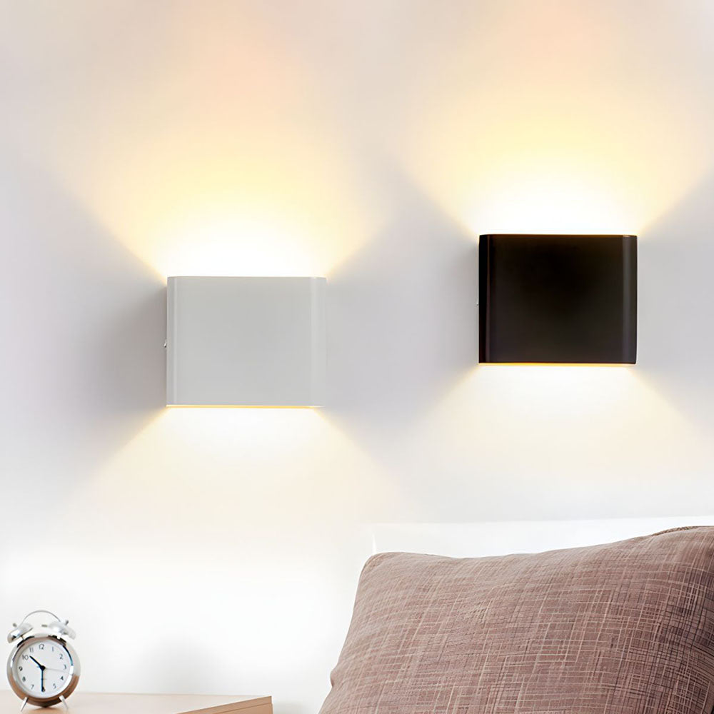 Kentra Wall Light
