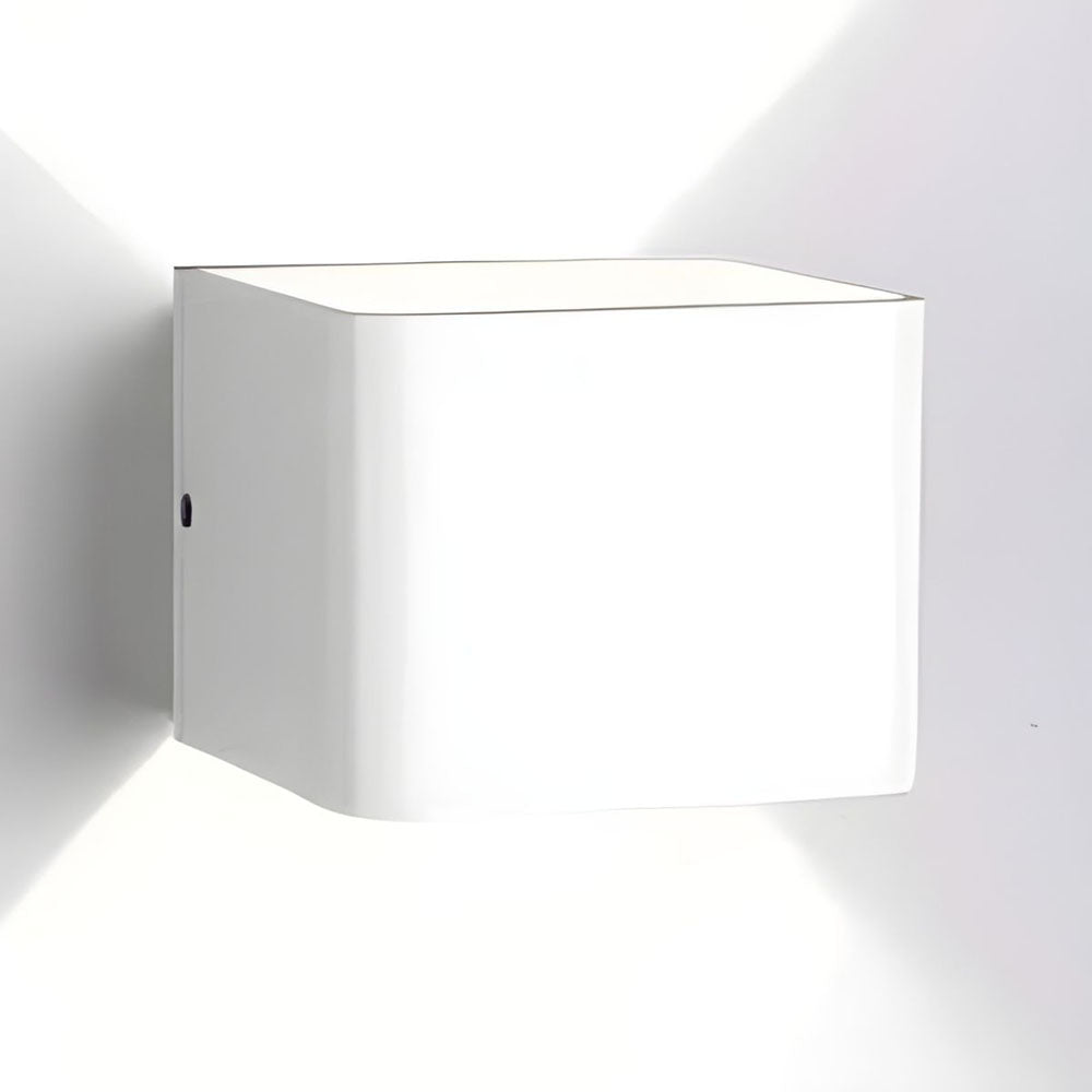 Kentra Wall Light