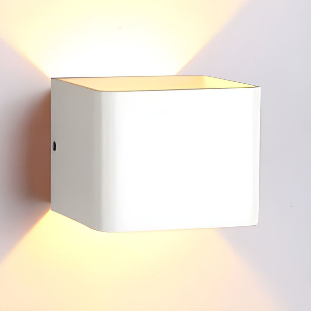 Kentra Wall Light