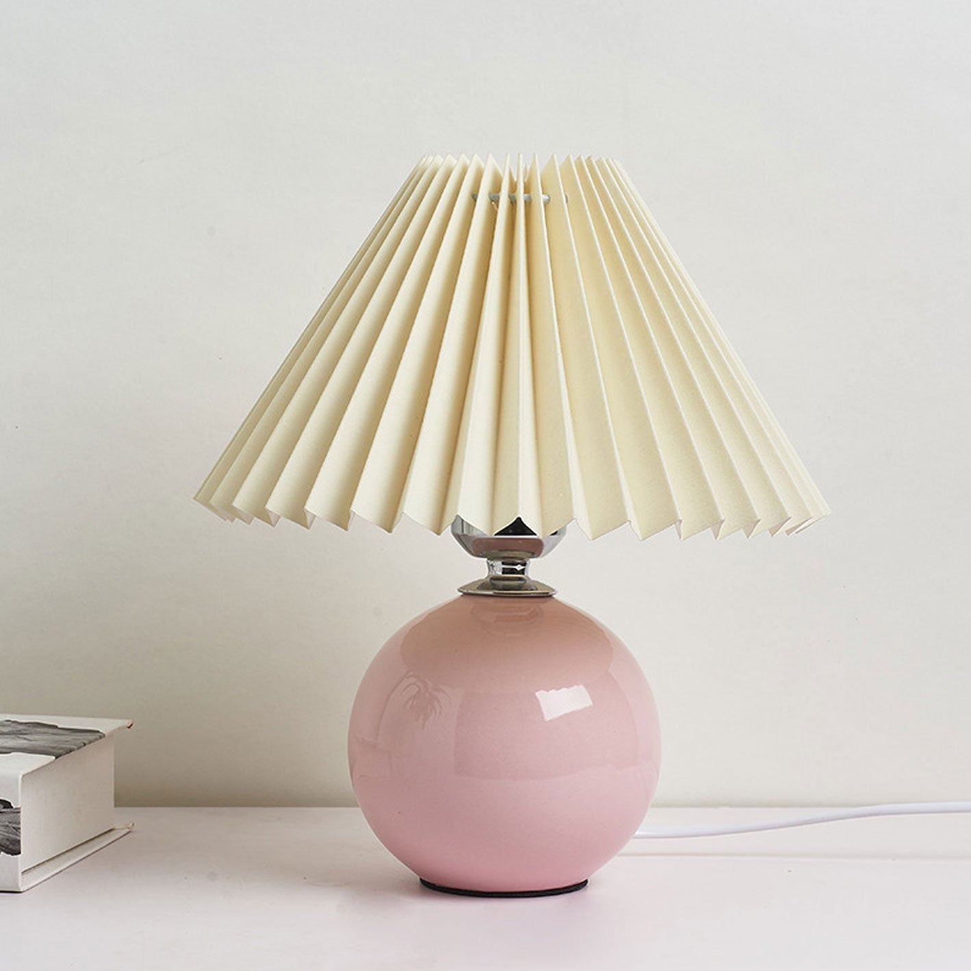 Arsellea Vintage Table Lamp