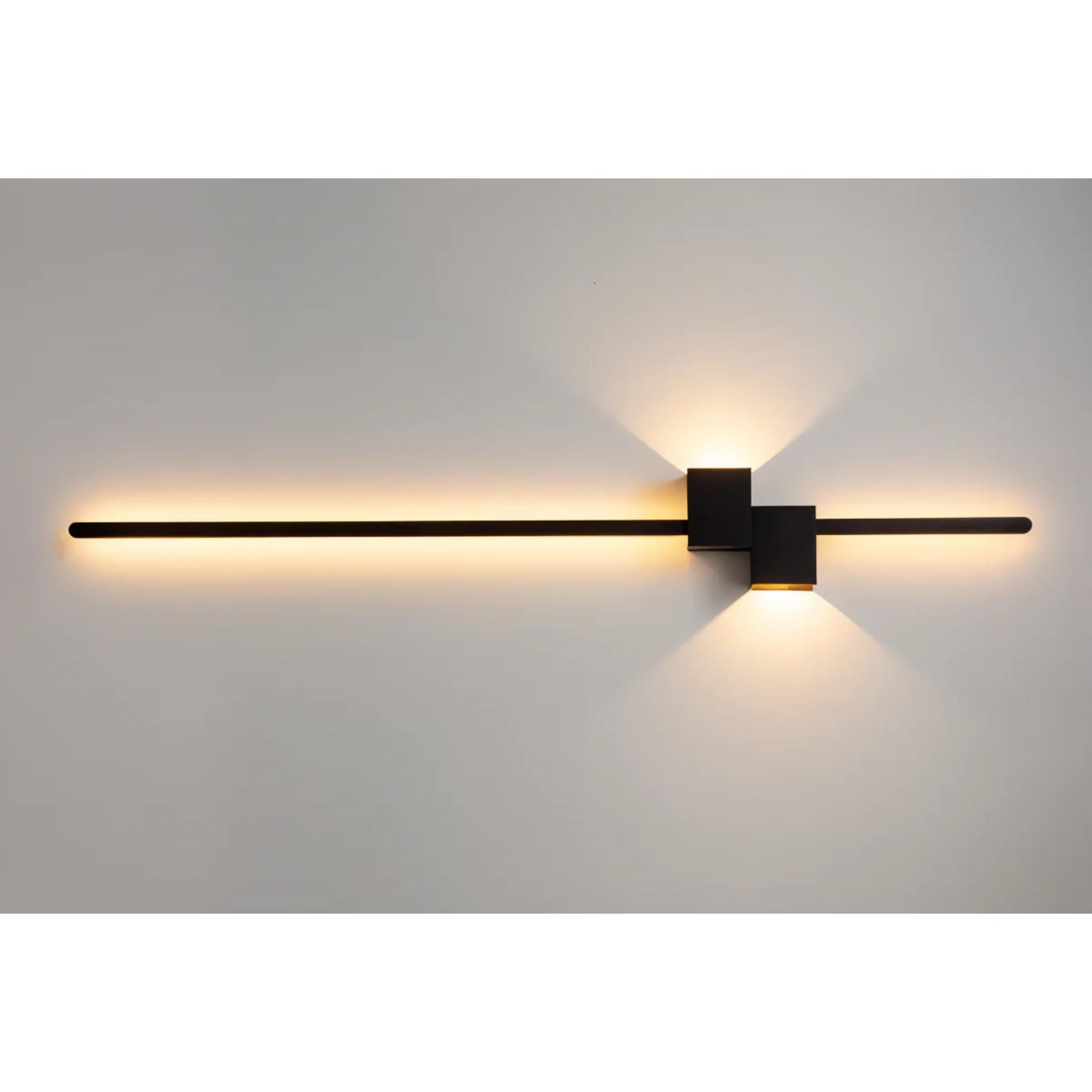 Nilzio Wall Light