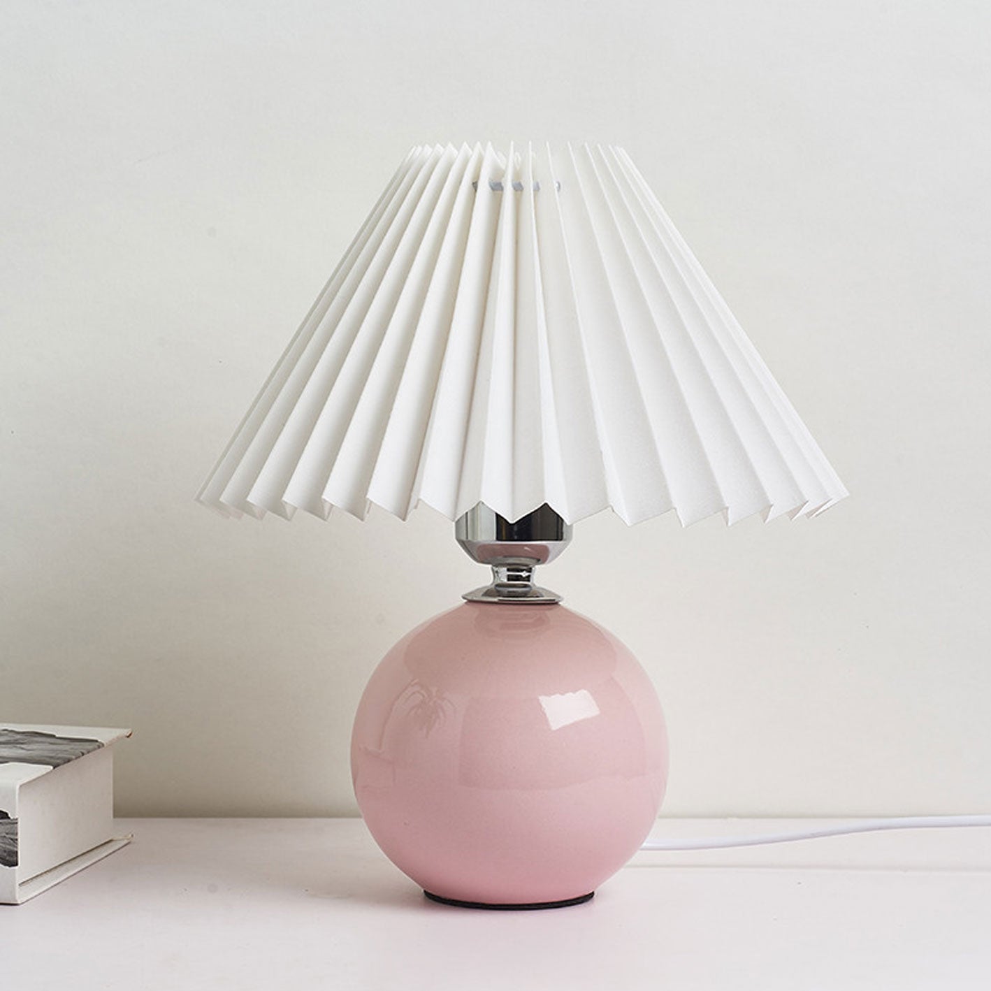 Arsellea Vintage Table Lamp