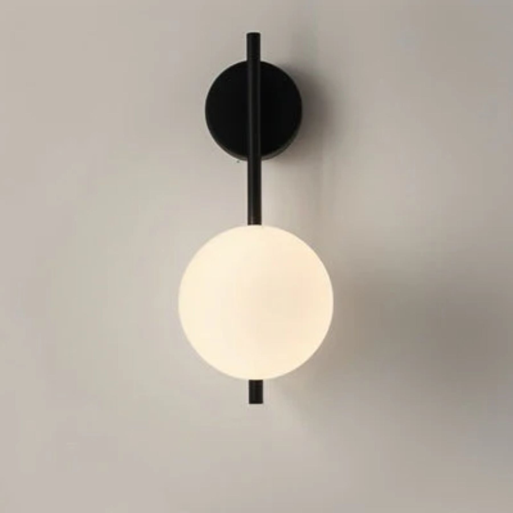 Oktun Wall Light