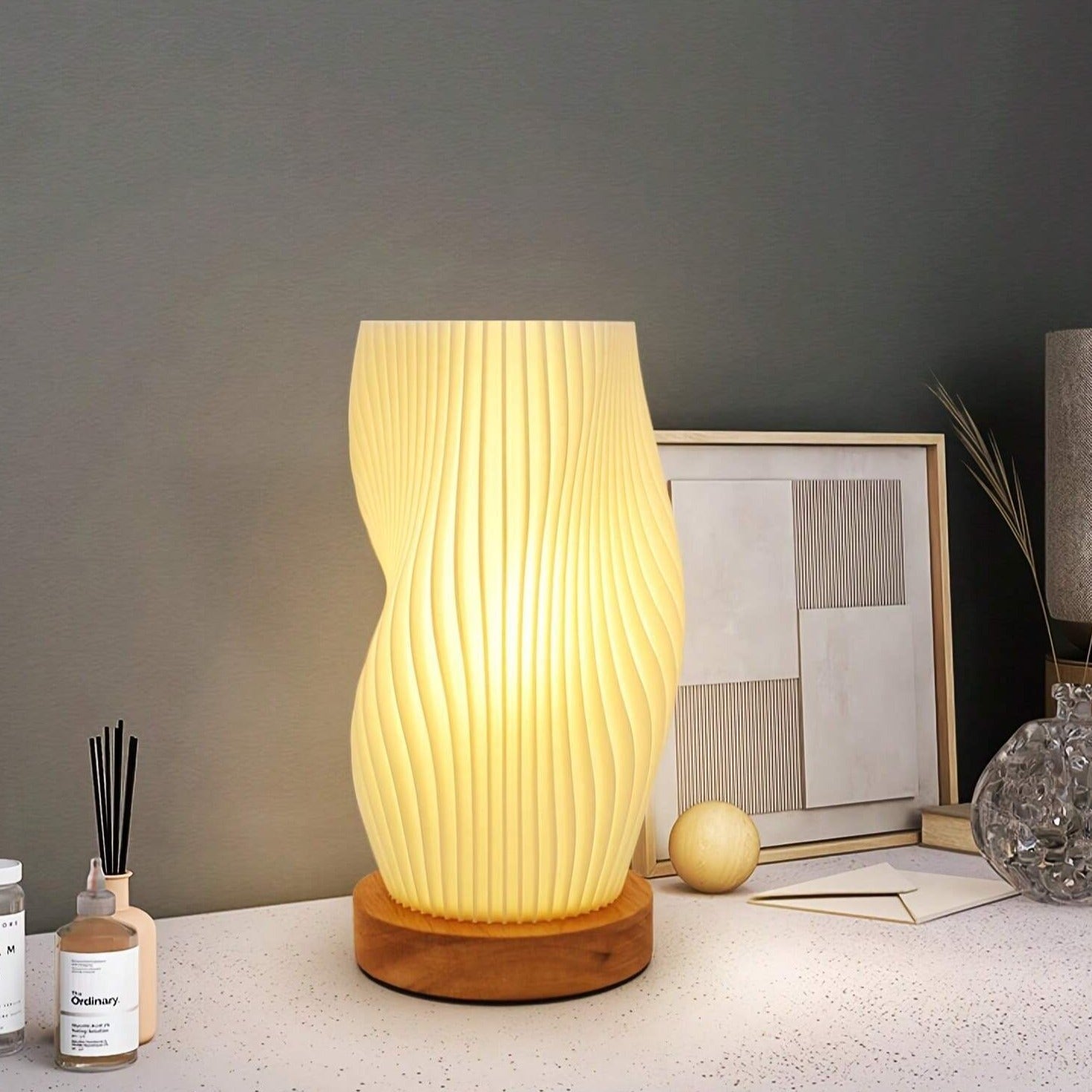 Ribbed Wave Table Lamp