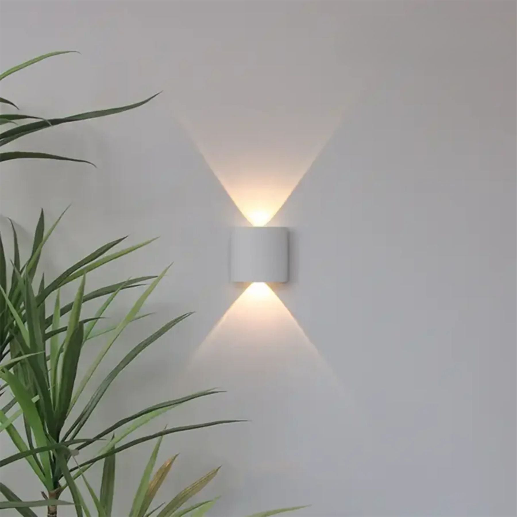 Kirsor Wall Light