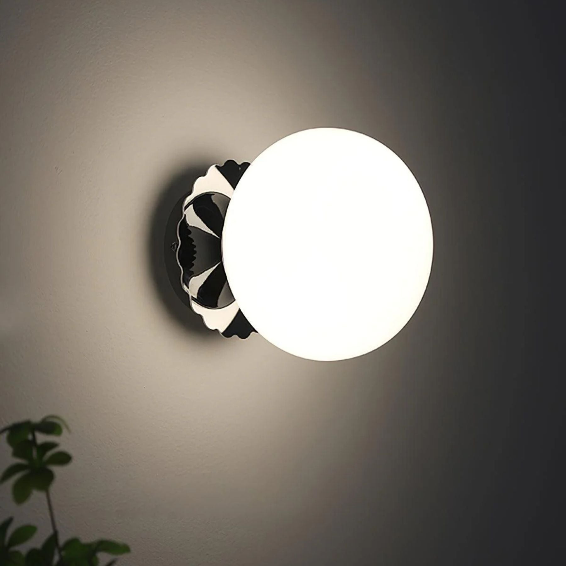 Silvon Wall Light