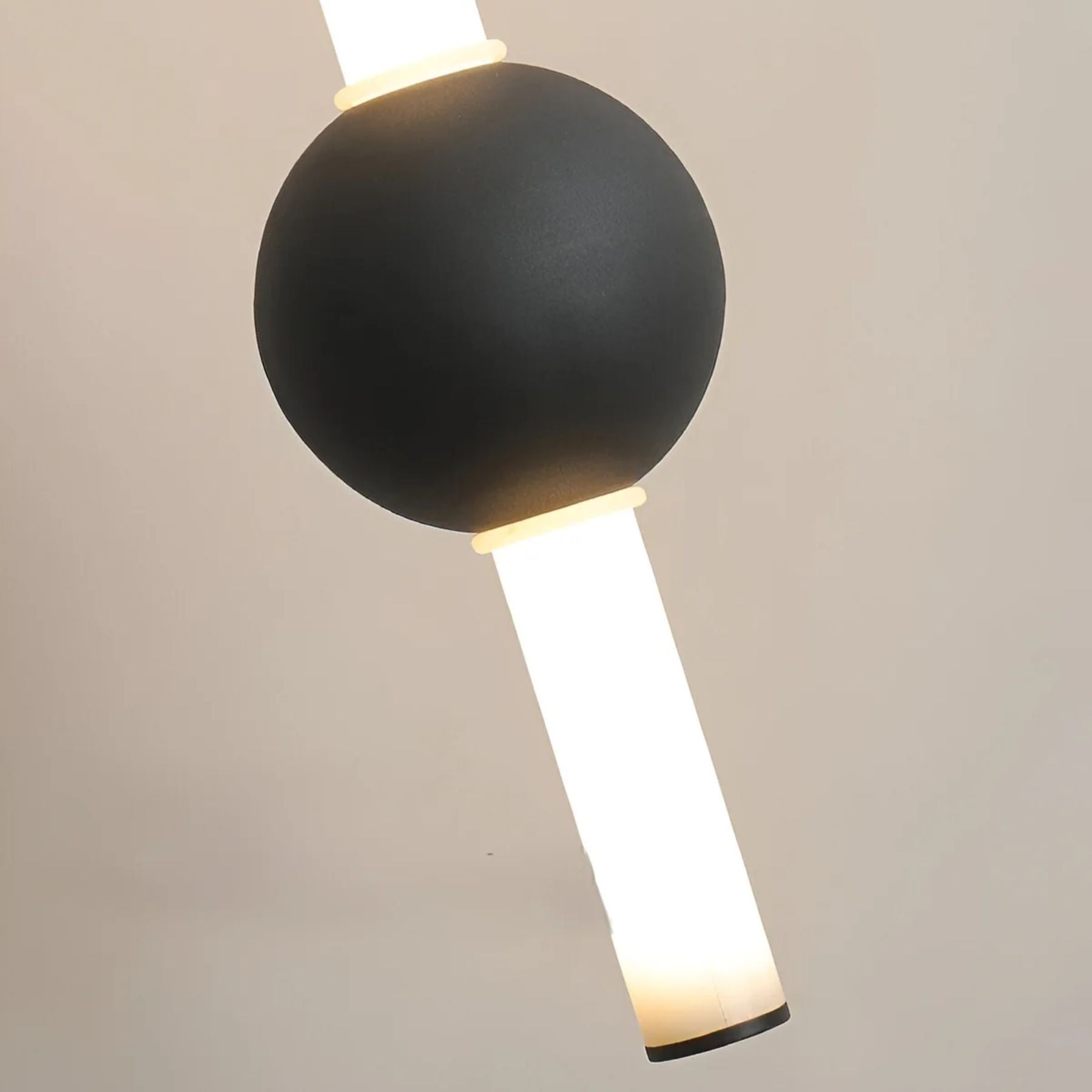 Vosu Pendant Light