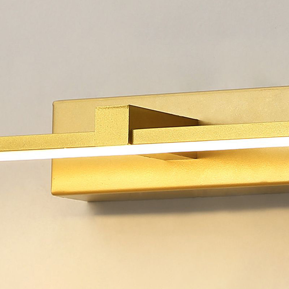 Batavel Wall Light