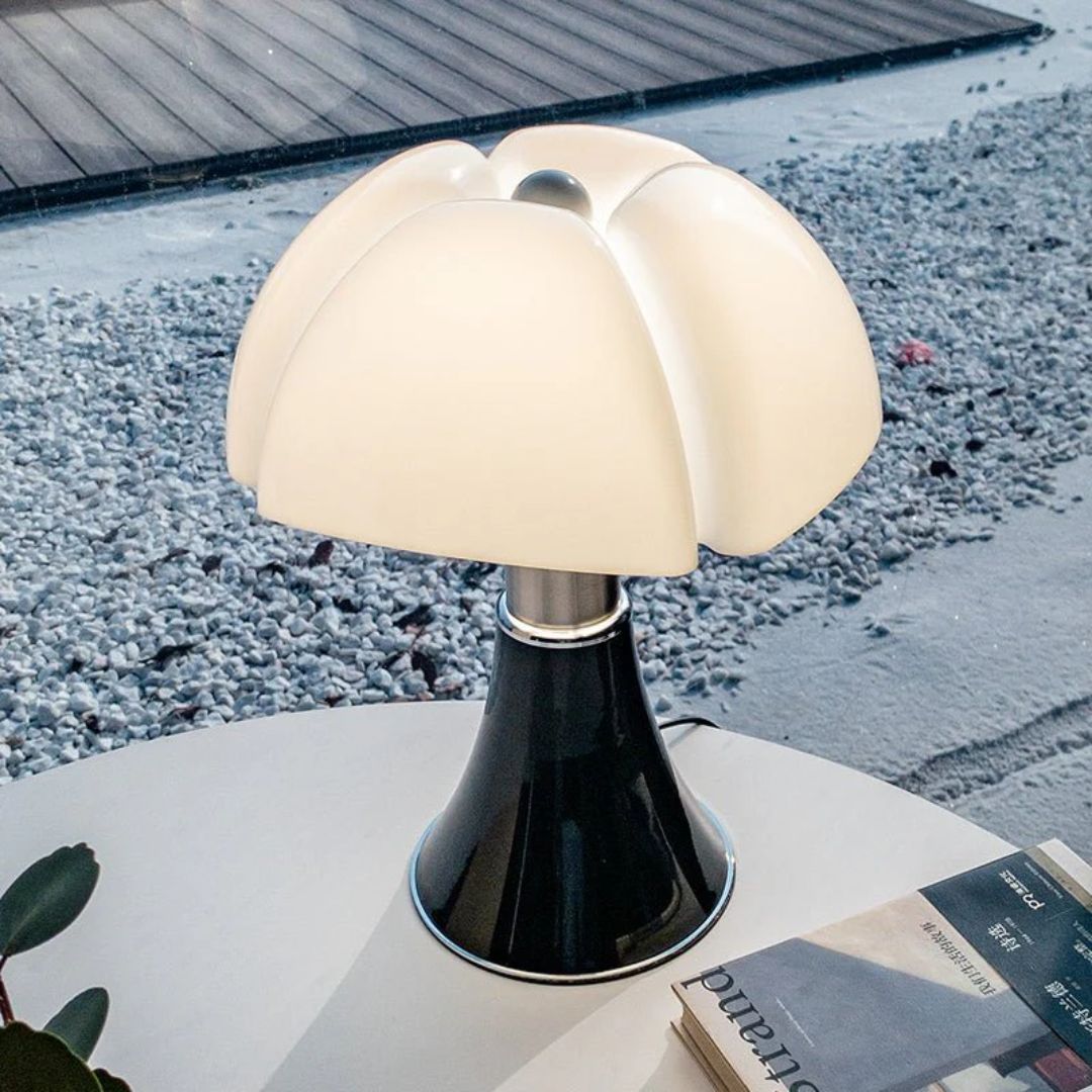 Arova Flower Table Lamp