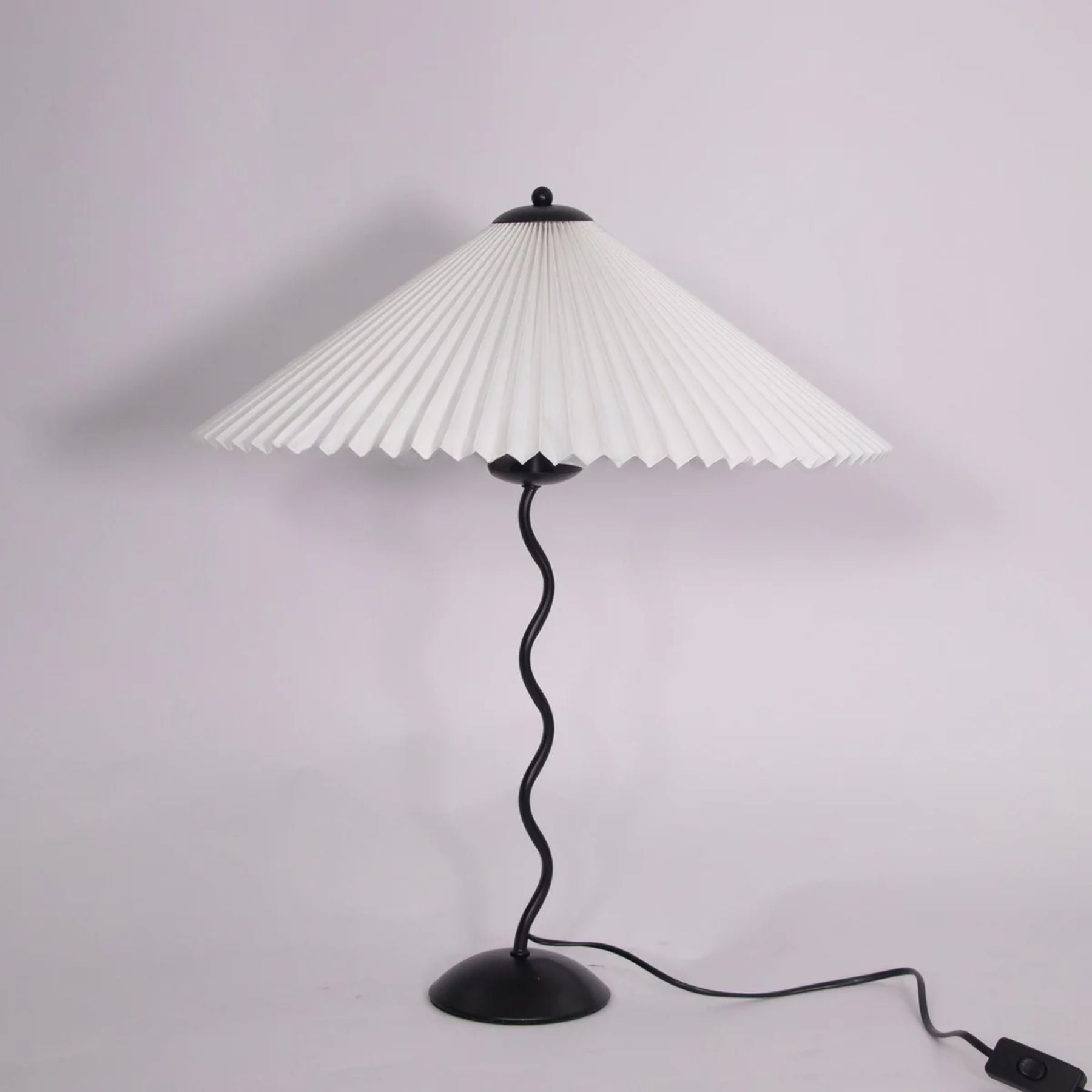 Zennivo Table Lamp