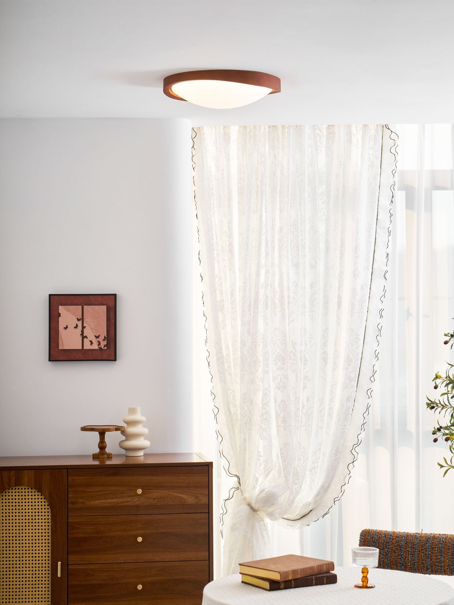Almeliel Round Ceiling Light