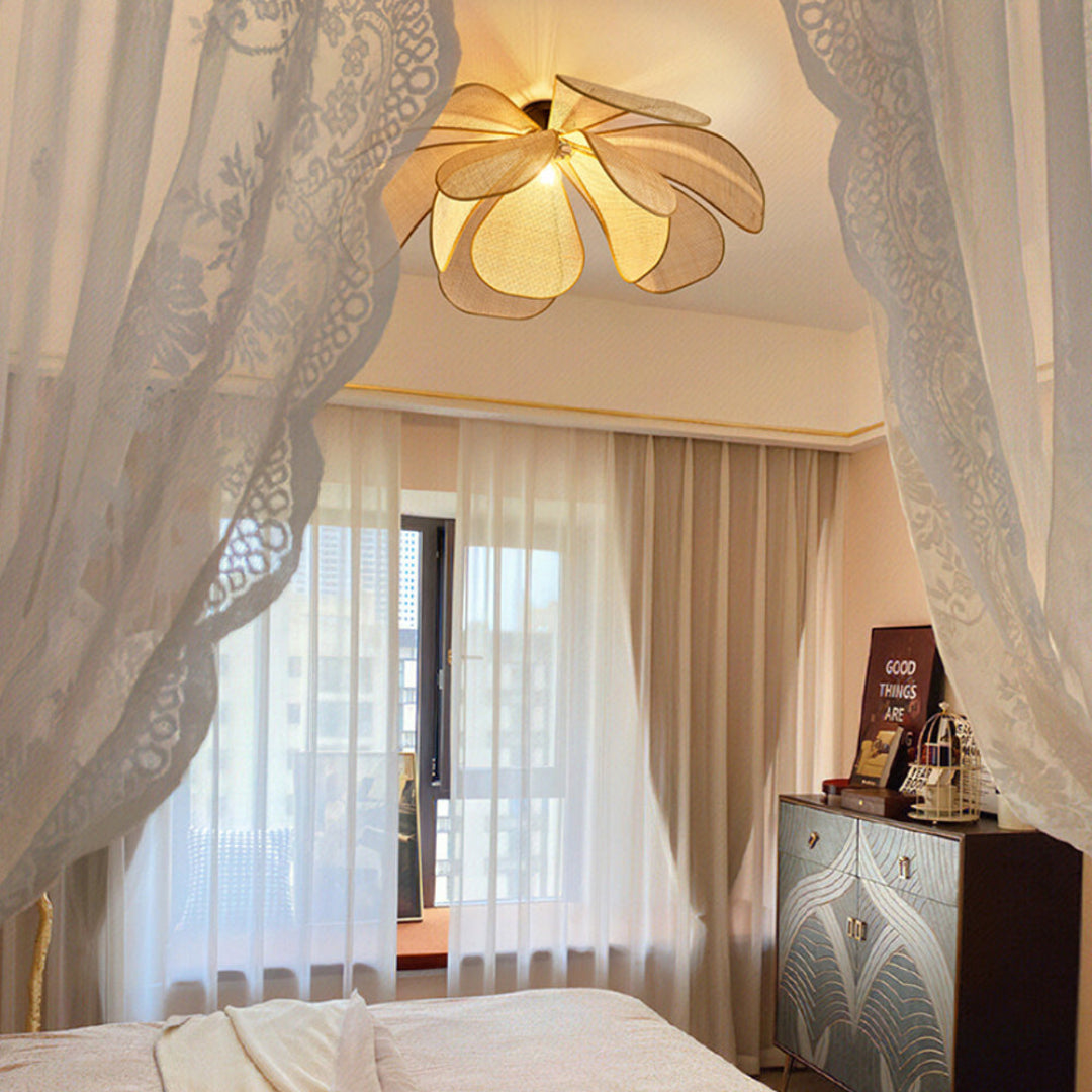Potale Flower Pendant Light