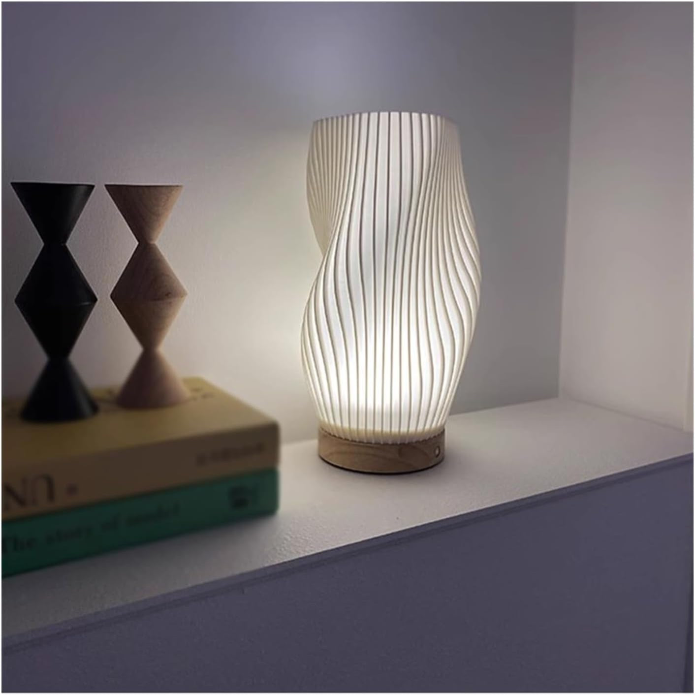 Ribbed Wave Table Lamp