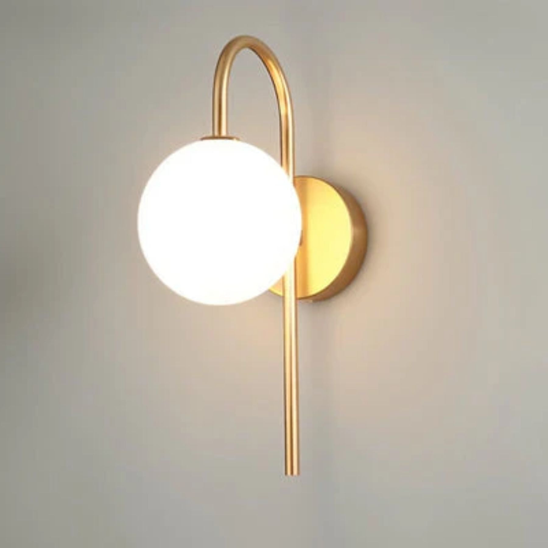 Oktun Wall Light