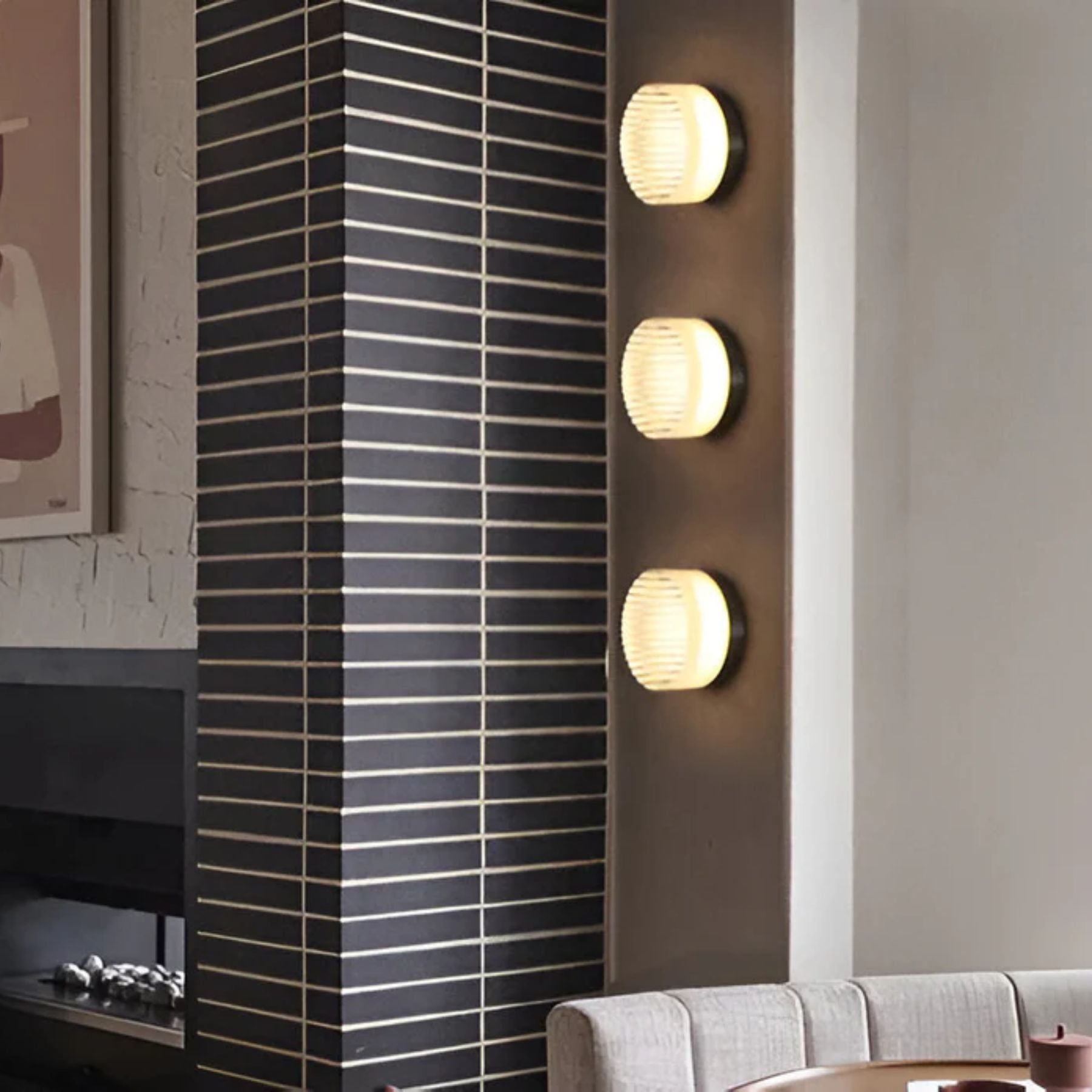 Rikon Wall Light