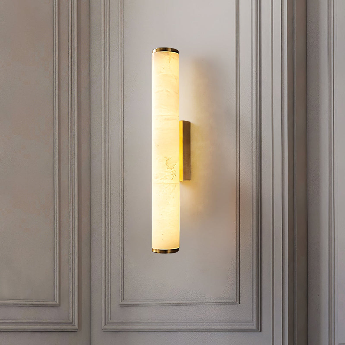 Hagavor Minimalist Wall Light