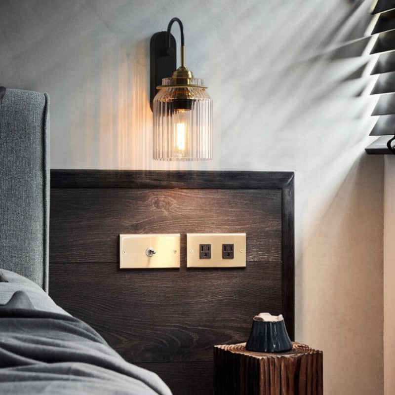 Leoc Wall Light