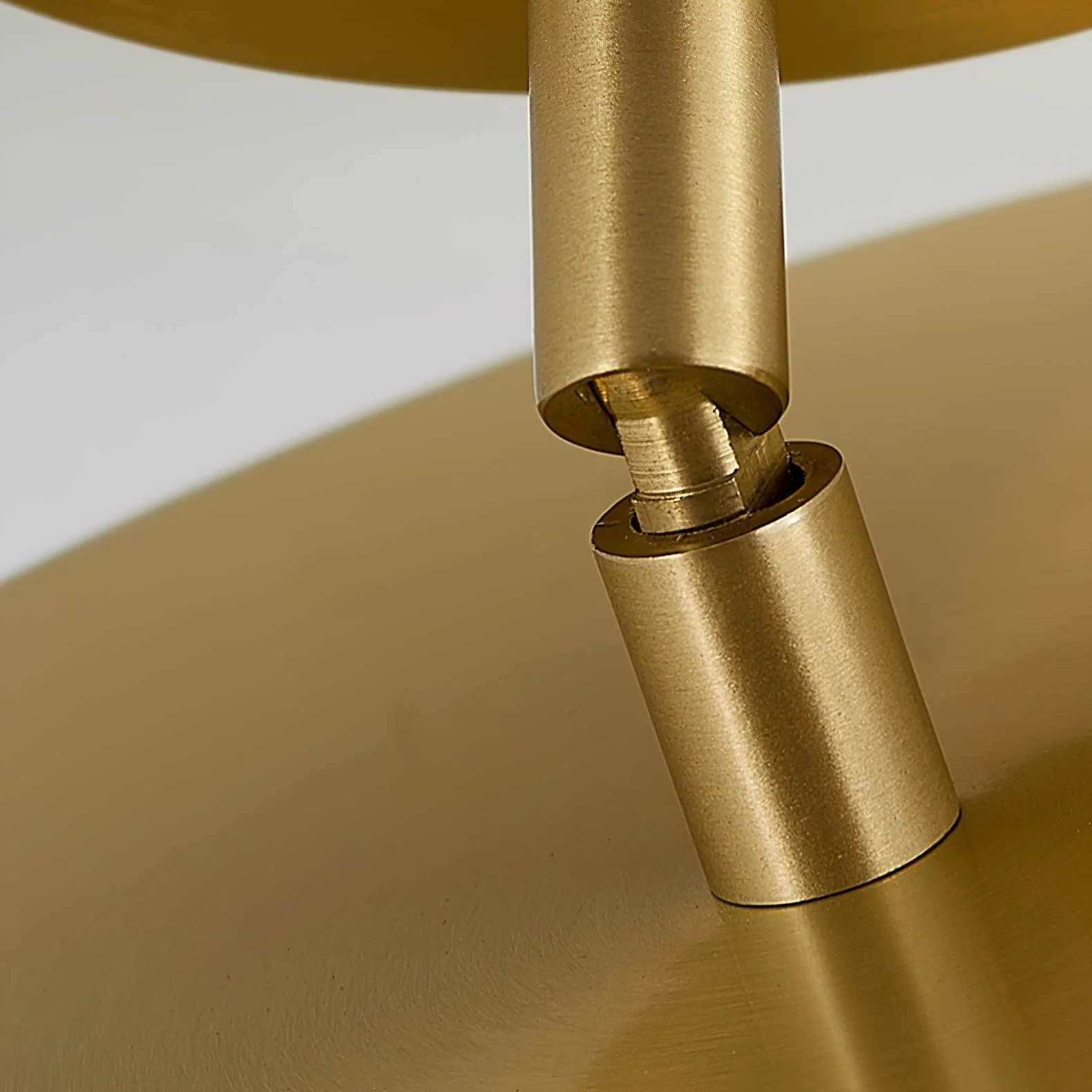 Nisao Ceiling Light