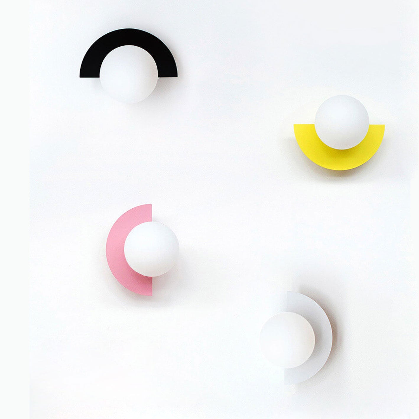 Baranius Wall Light