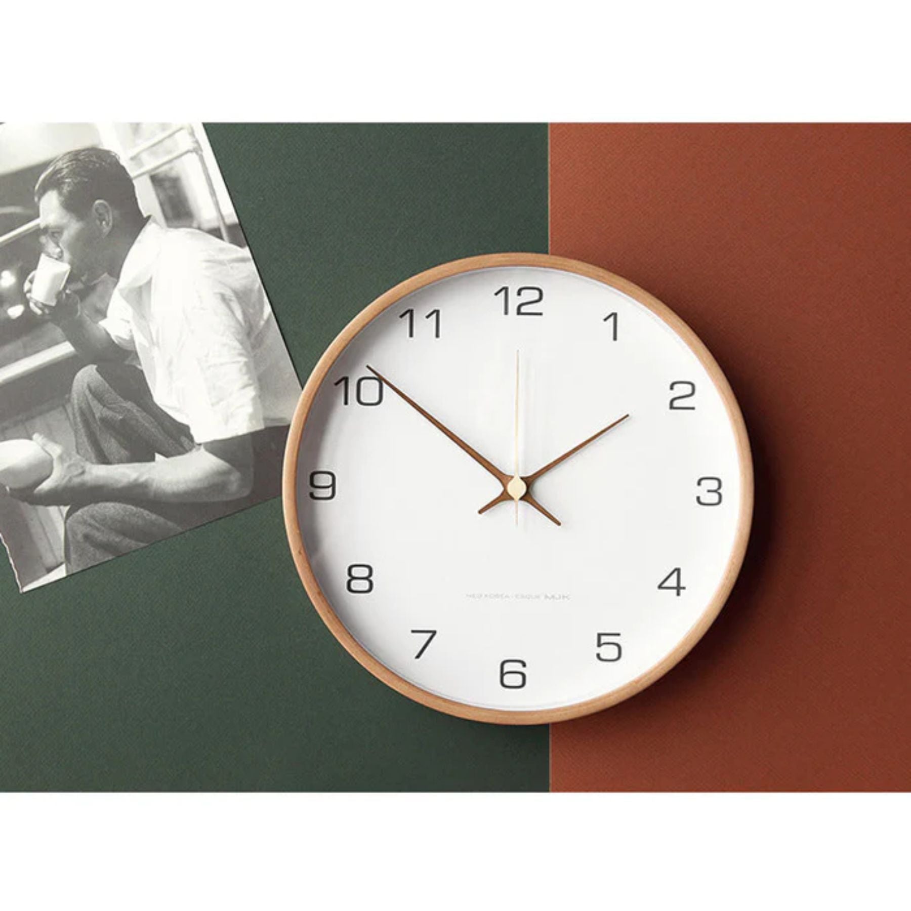 Kenvia Analogue Wall Clock