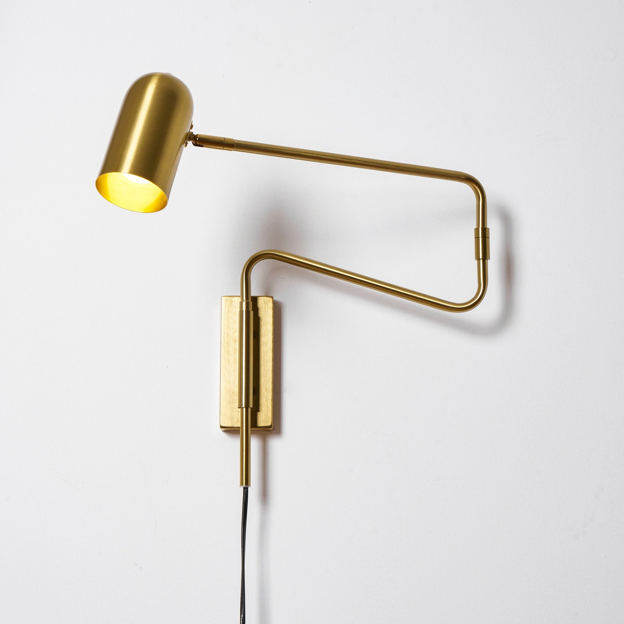 Belonix Adjustable Wall Light