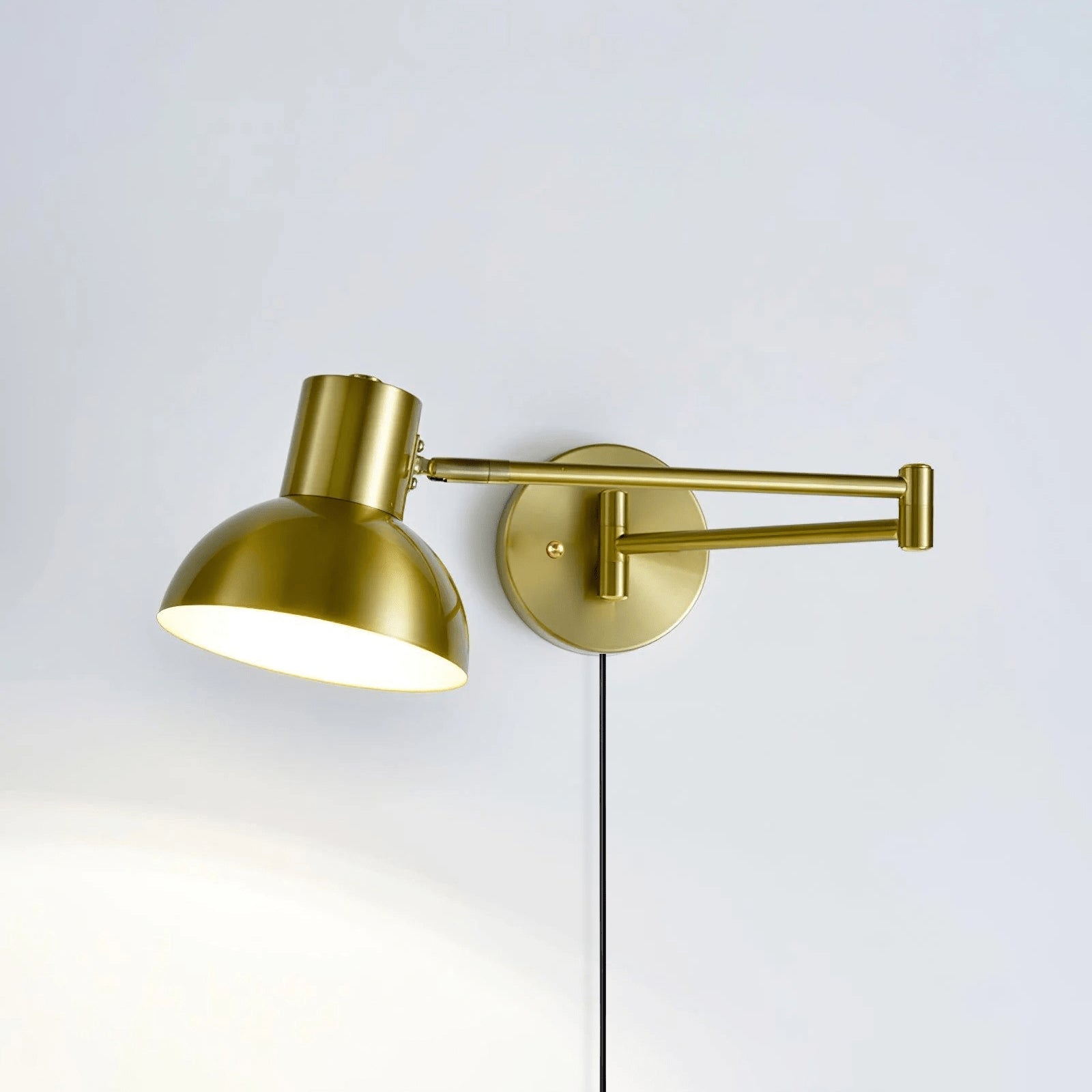 Belonix Adjustable Wall Light