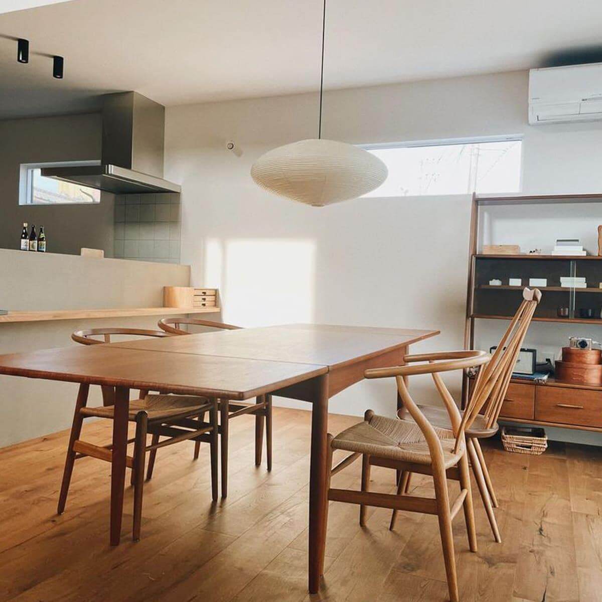 Avellva Round Pendant Light