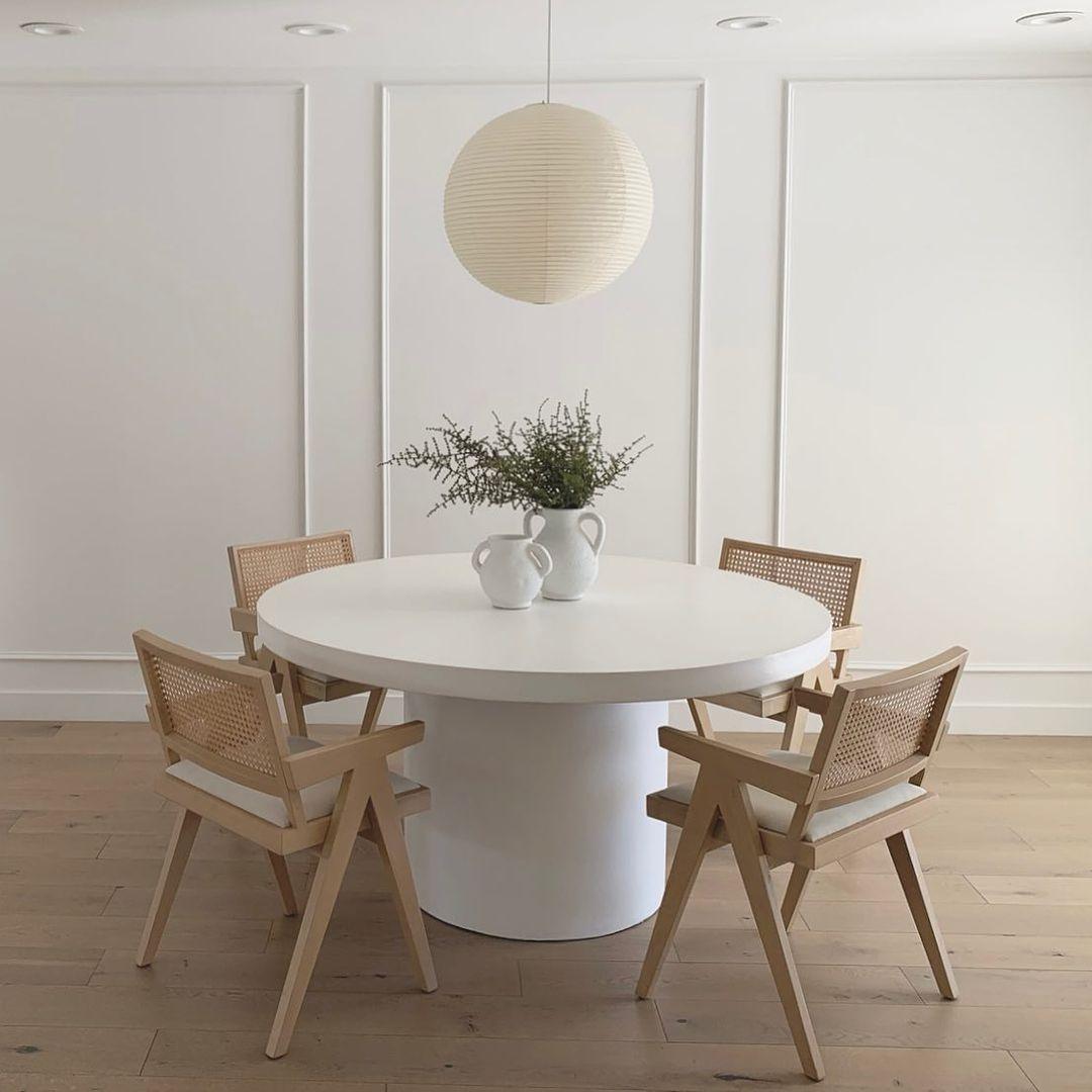 Hulinor Globe Pendant Light