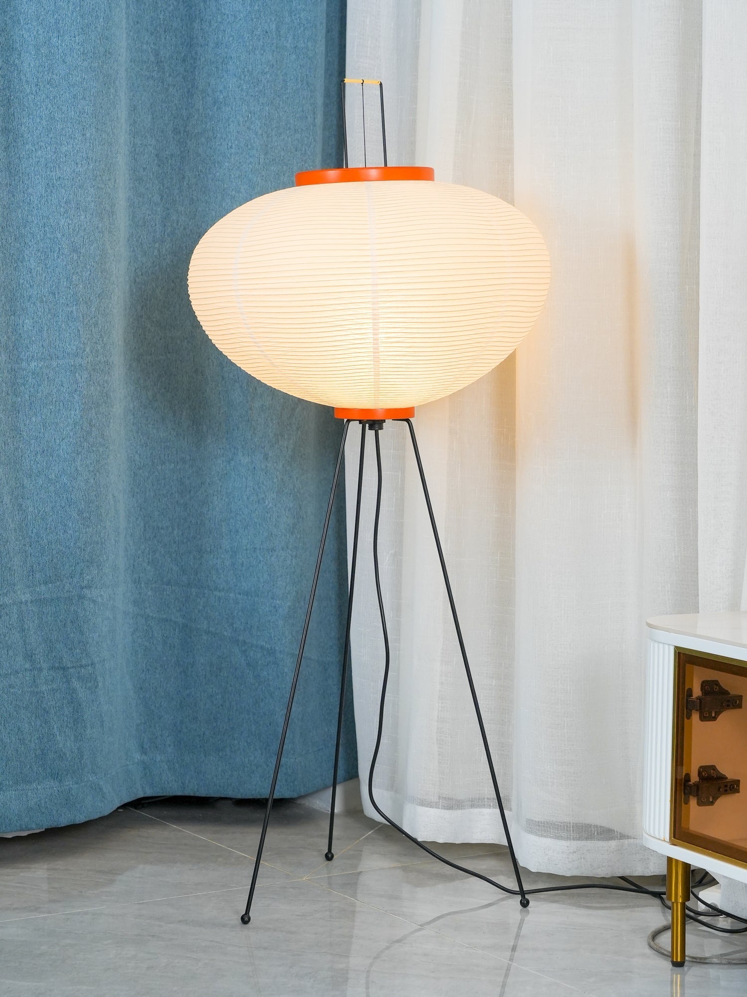 Alellan Sculptural Floor Lamp
