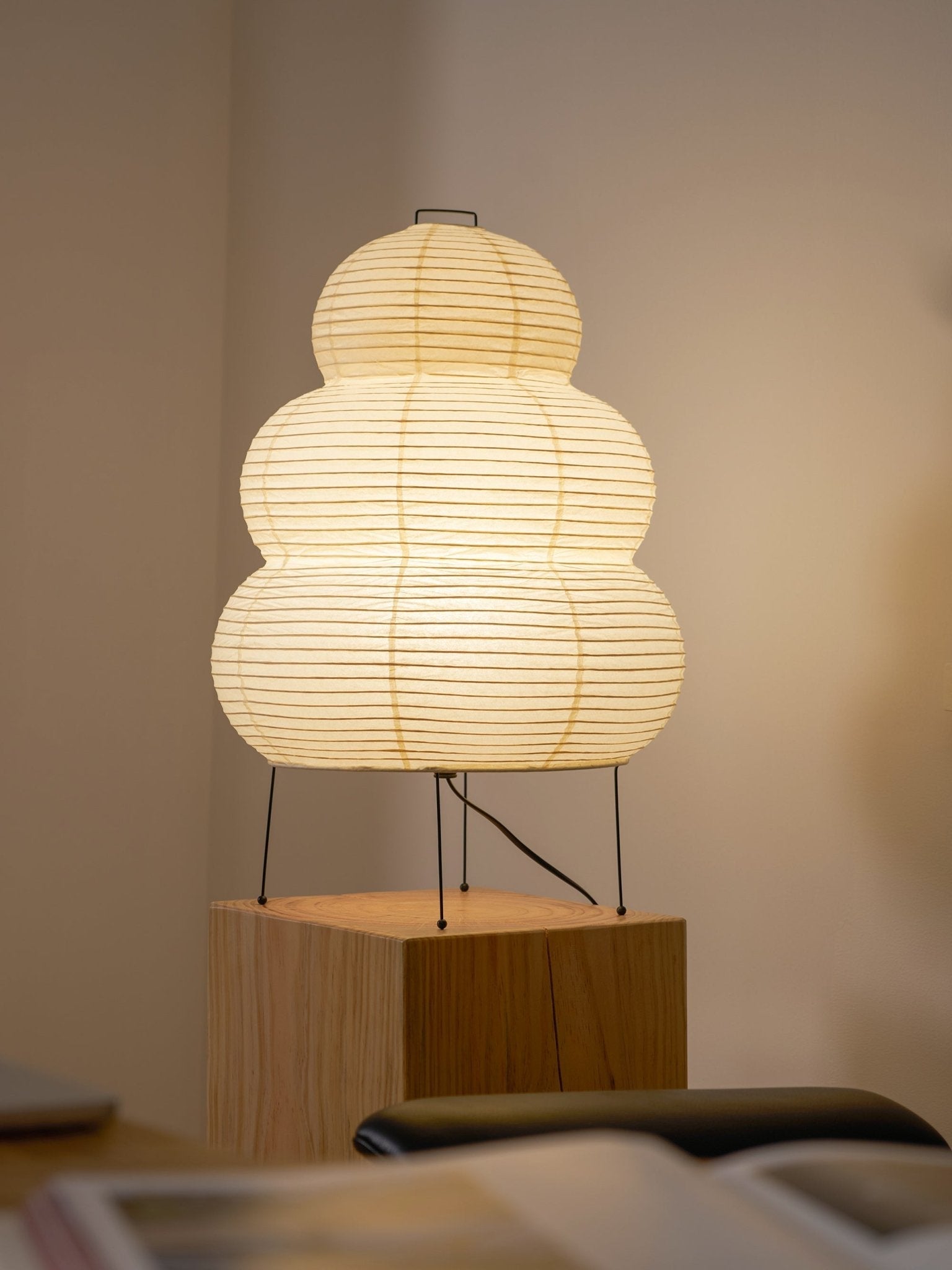 Allenla Lantern Table Lamp