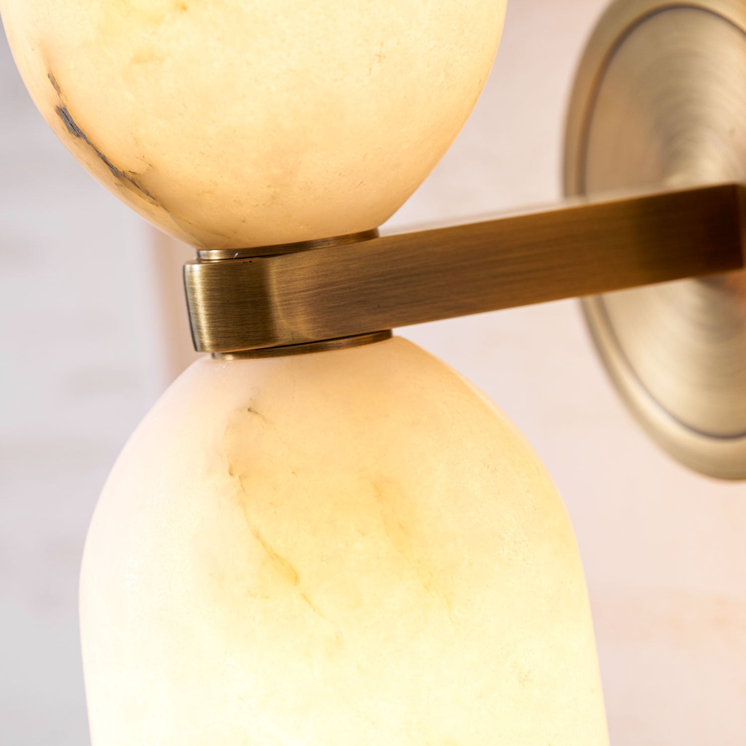 Haverona Wall Light