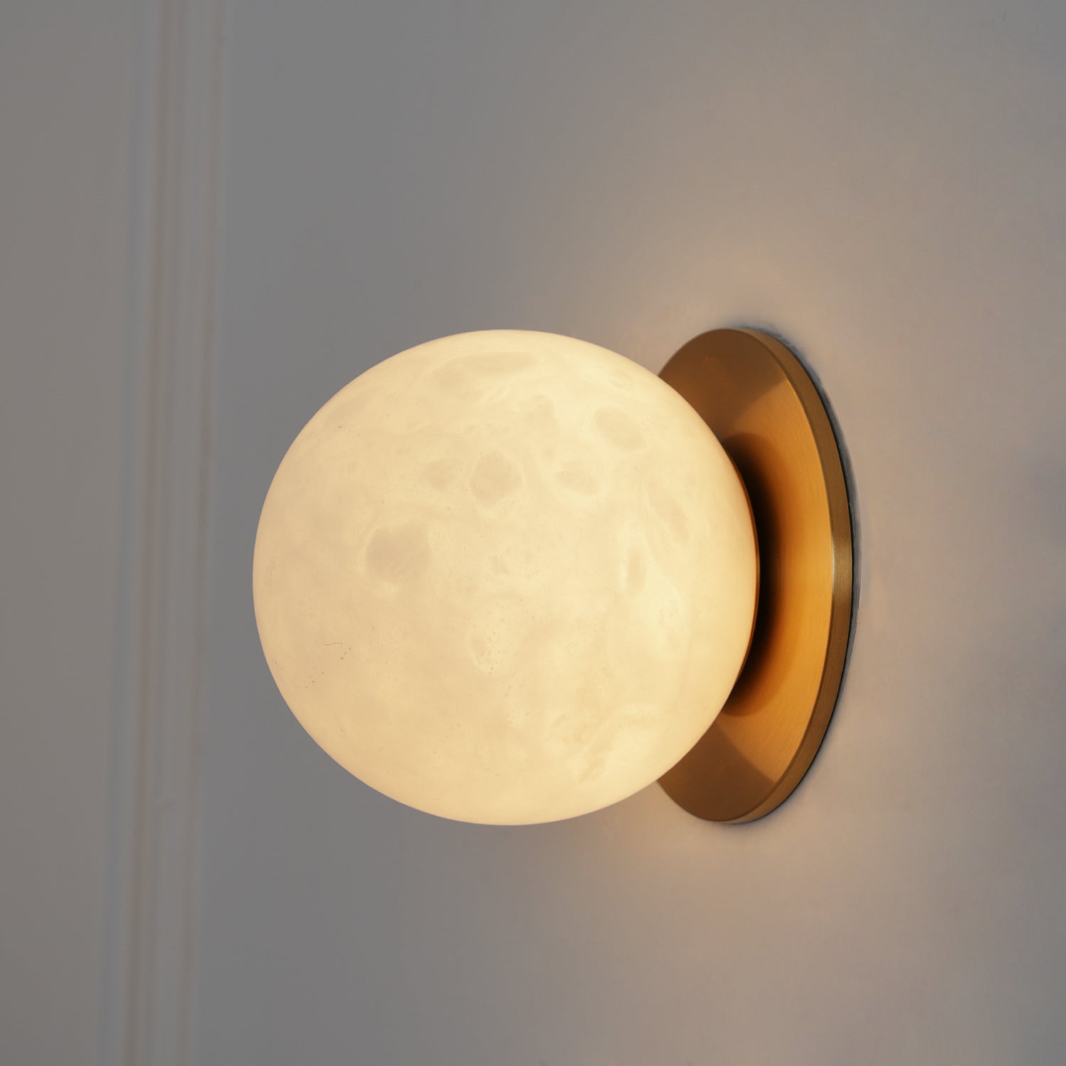Viroa Wall Light