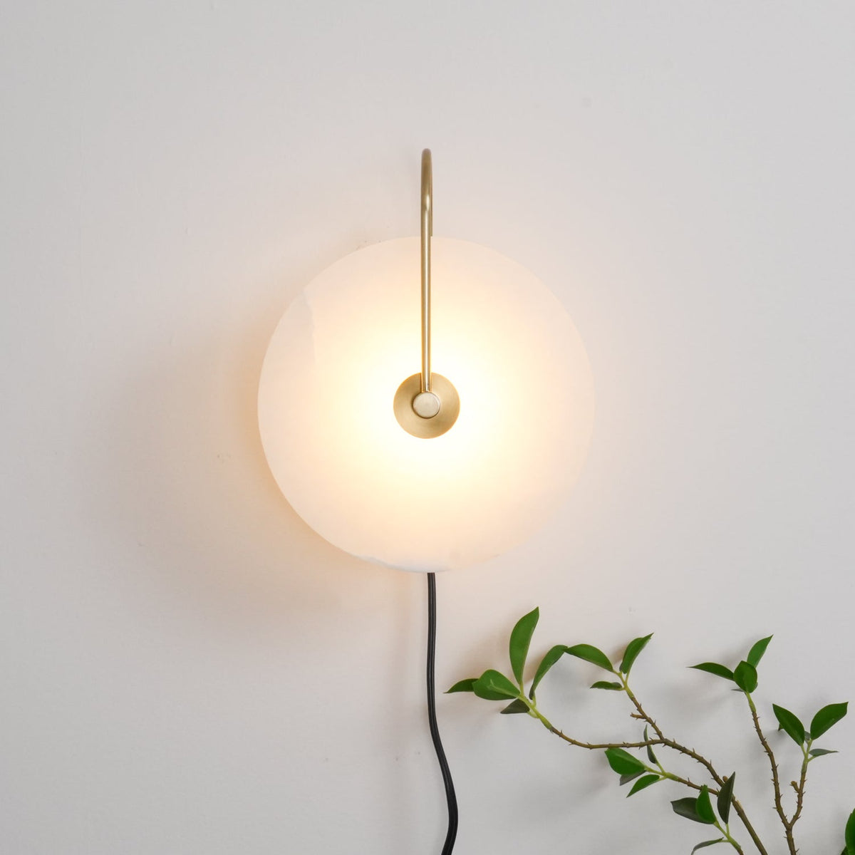Dukalon Round Wall Light