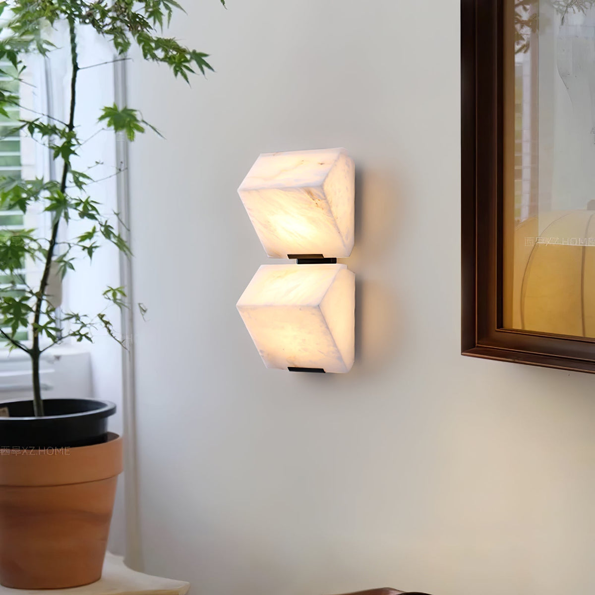 Alabaster Staircase Wall Lamp – detail 4