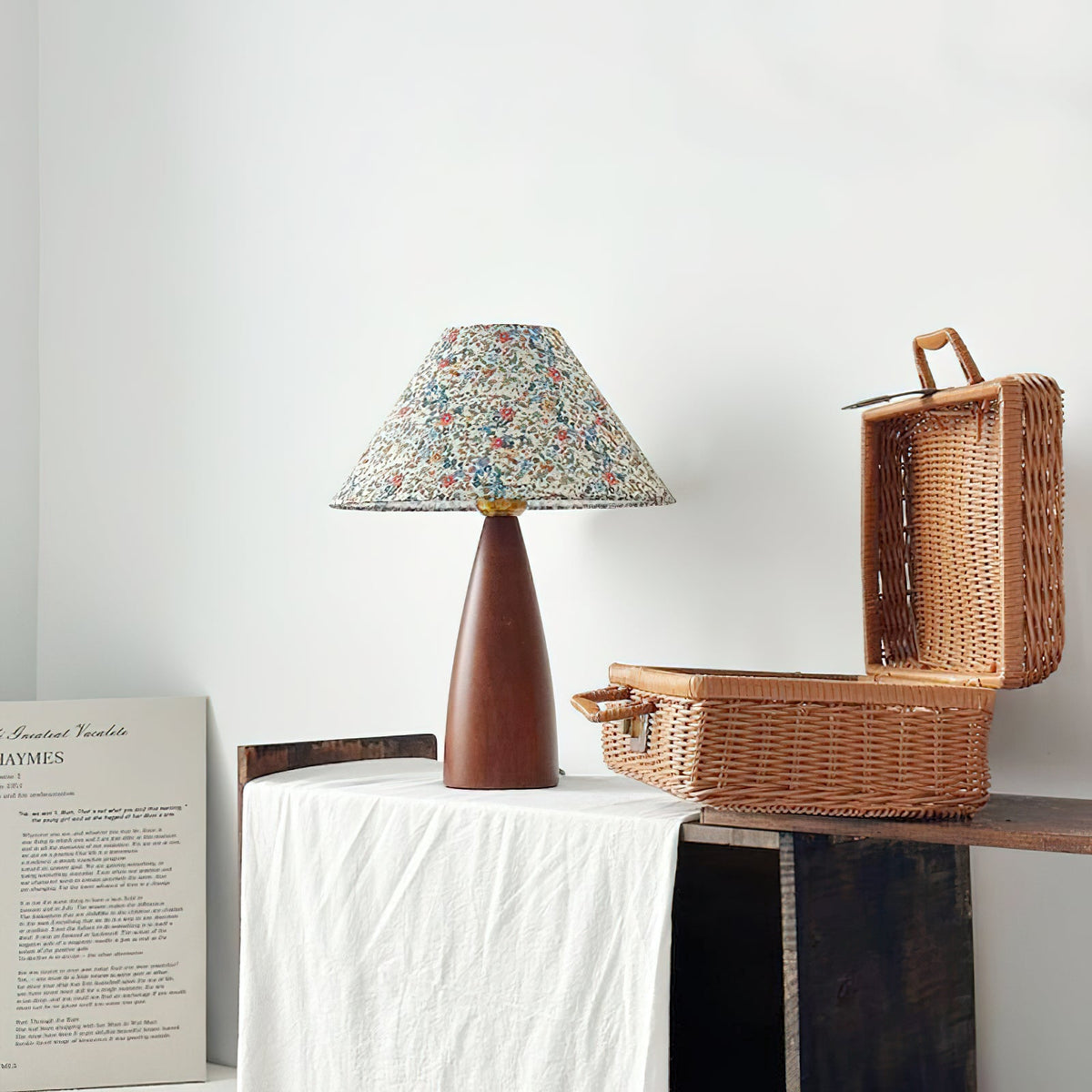Amelia Blossom Table Lamp – detail 12