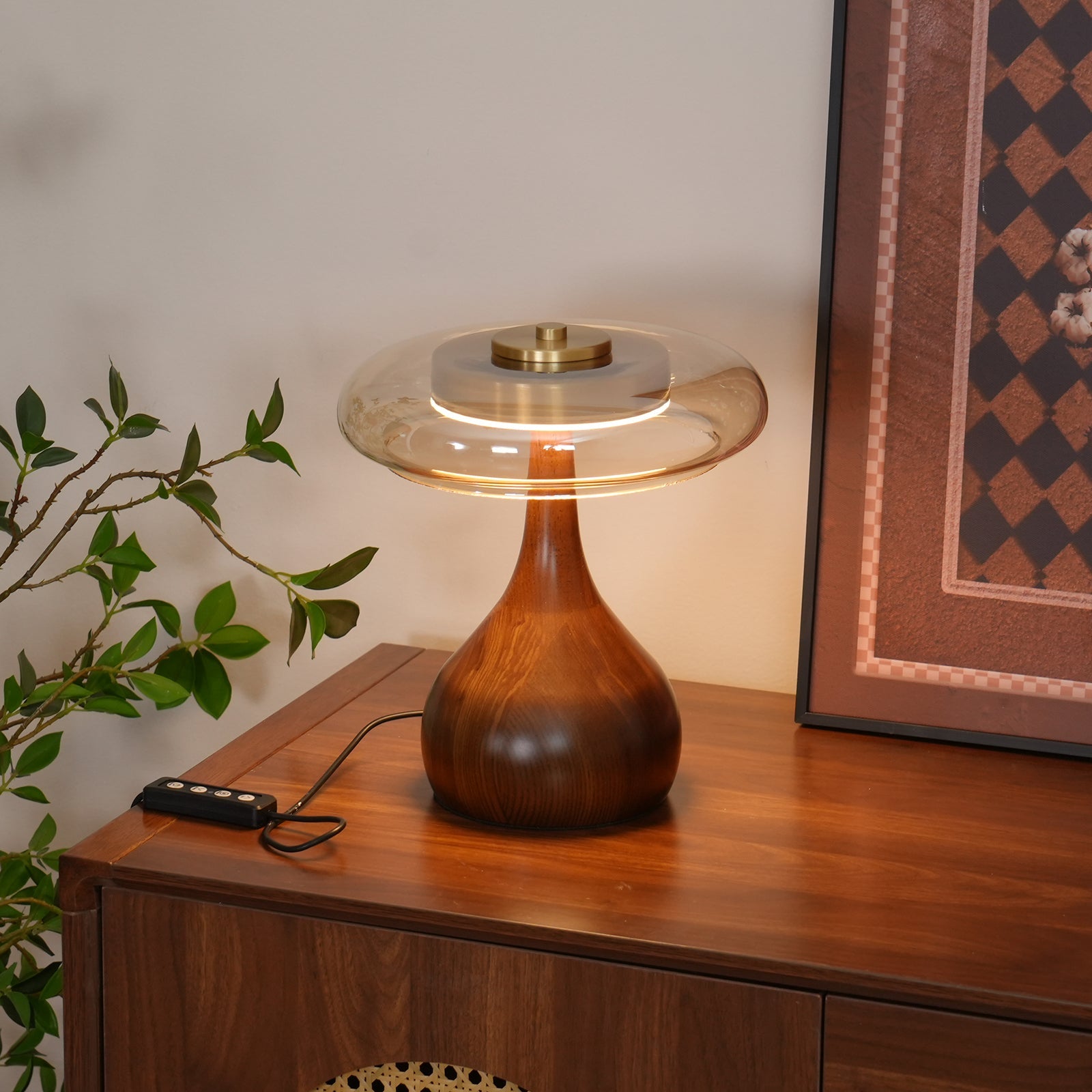 Aravorin Table Lamp