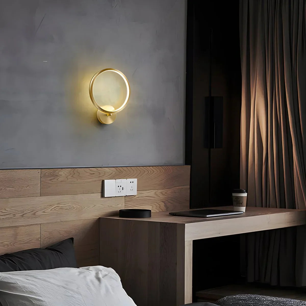 Sintur Crystal Wall Lamp