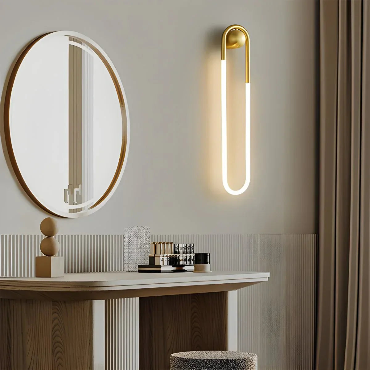 Kivonia Wall Light