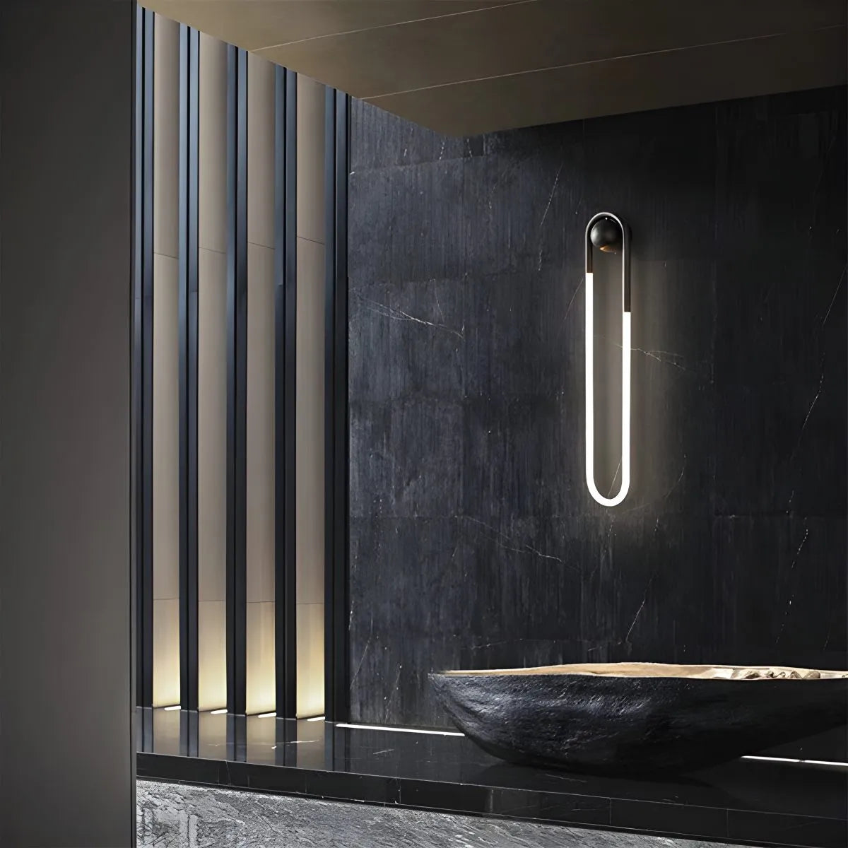 Kivonia Wall Light
